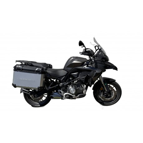 GPR TECH COMPATIBILE CON BMW F 900 GS ADVENTURE 2024/2025 E5 VALIGIE LATERALI NERE 38 LT. + 32 LT. CON PORTA PACCHI NERO 